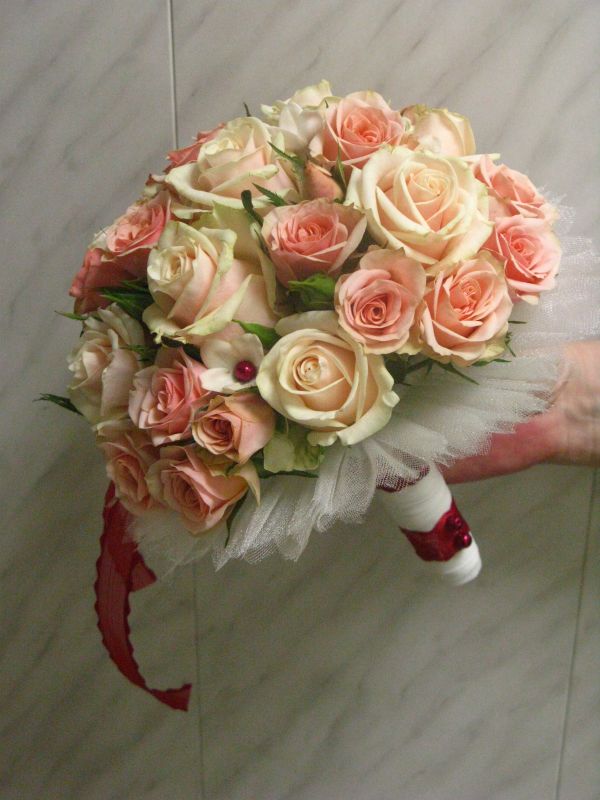 Роза талея, кустовая роза, фрезия №192 Цена:3500