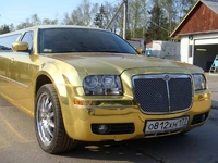 Лимузин Chrysler 300C Золотой 10 мест
