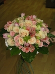 Нежный букет из розы талея, кустовой розы, альстромерии,салала №953 Цена:3500